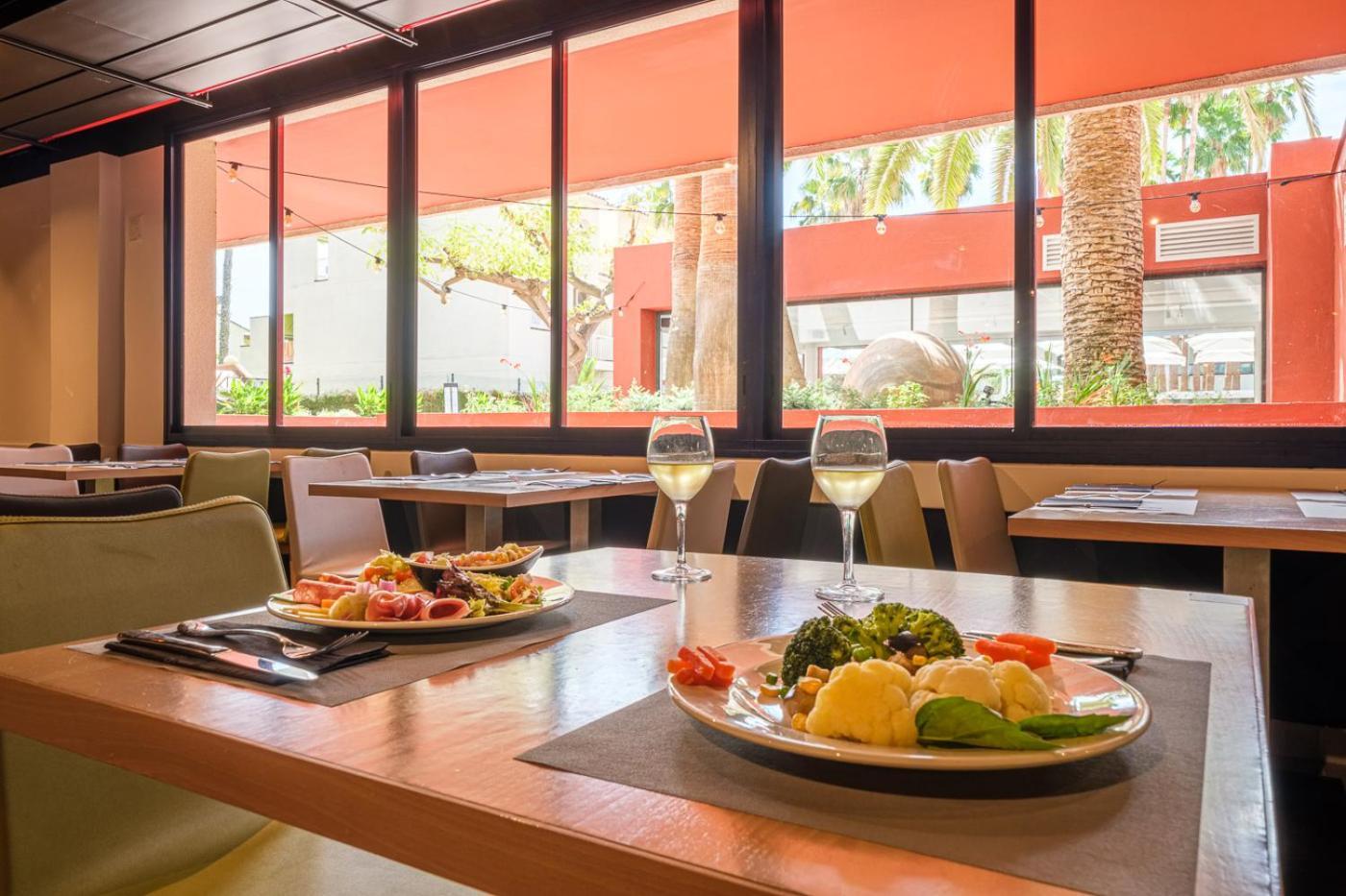 Estival Park Almaris Hotell La Pineda Eksteriør bilde
